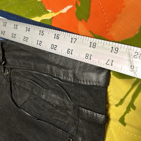 Men Reason +40 Supply Company - Picture 4 of 14